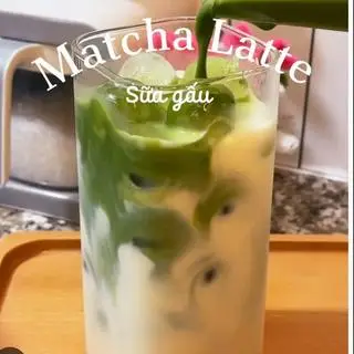 Hình ảnh matcha latte sữa gấu 