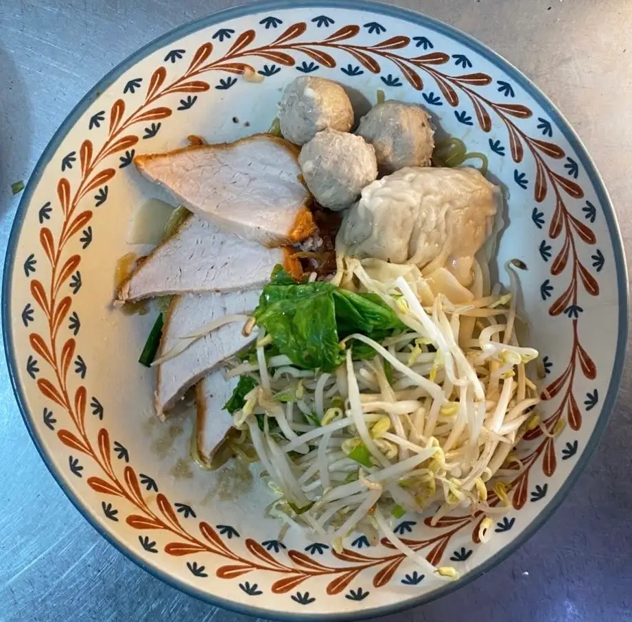 Hình ảnh Mì khô cảo viên xá xíu
