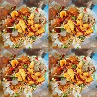 Hình ảnh Bánh Tráng Trộn Da Heo