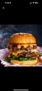 Hình ảnh burger bò tắm phô mai 