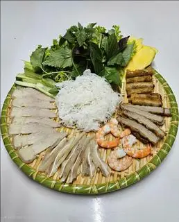 Hình ảnh Bánh tráng cuốn Thập Cẩm (Tặng 2 Trà Tắc)