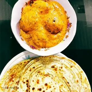 Hình ảnh Veg kofta and 2 lacha paratha