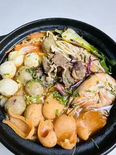 Hình ảnh Mì Cay Kim Chi Thập Cẩm Siêu Hấp Dẫn