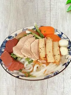 Hình ảnh BÁNH CANH THẬP CẨM GIÒ THỊT