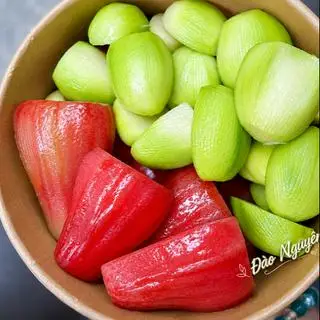 Hình ảnh Bát tròn mix Roi +Cóc gọt sẵn 400 gr 