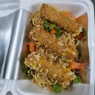 Hình ảnh Mì Trộn Nem Chua