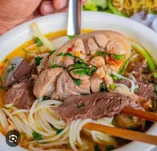 Hình ảnh Bún Bò Huế Đặc biệt