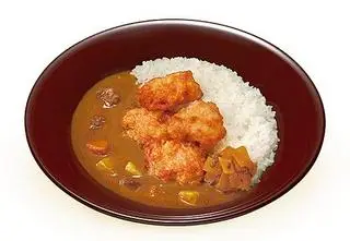Hình ảnh Cơm Cari gà giòn- カレーライスフライドチキン