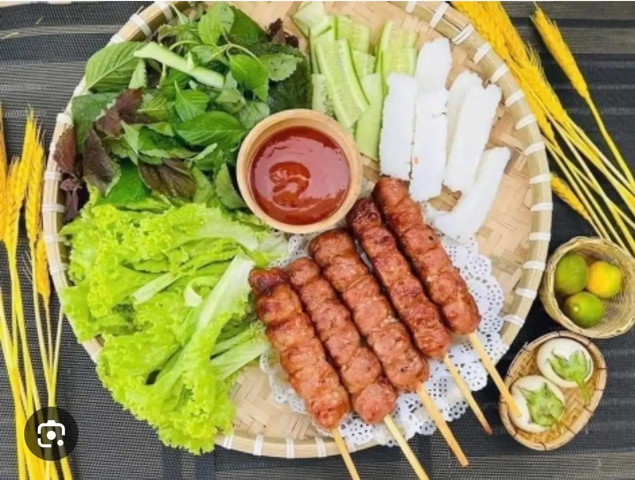 Hình ảnh nem hồ lô cuốn bánh tráng