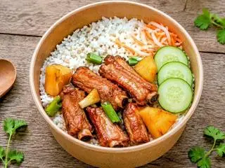 Hình ảnh Cơm Sườn Cây Kho Thơm 