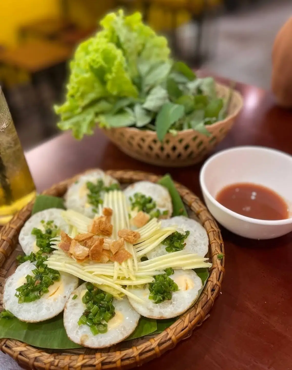 Hình ảnh Bánh căn trứng cút