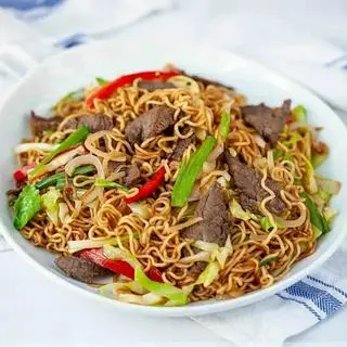 Hình ảnh mì xào bò 