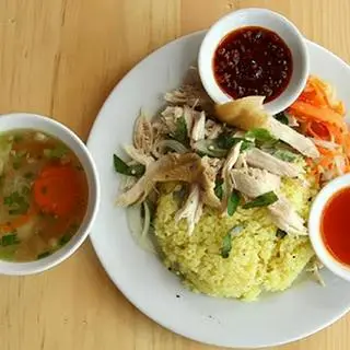 Hình ảnh cơm chiên gà xé