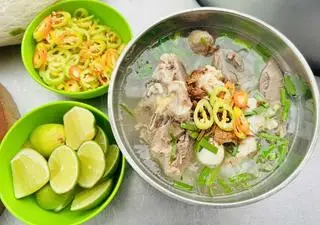 Hình ảnh Mì gói nước xương