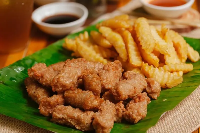 Hình ảnh 10 Nem Chua Rán + Khoai Tây Lắc Pho mai