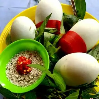 Hình ảnh Hột vịt lộn