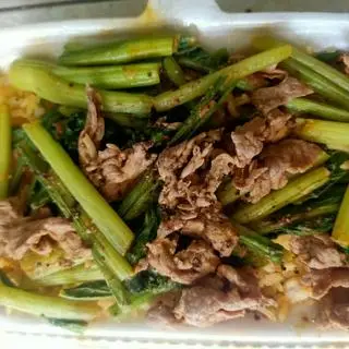 Hình ảnh Cơm Bò Xào Cải Thìa 