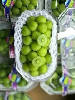 Hình ảnh nho mẫu đơn/ Shine Muscat grapes