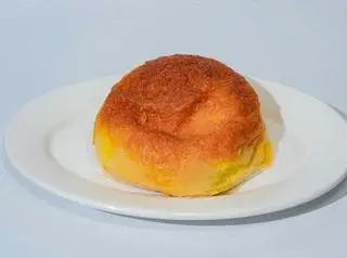 Hình ảnh Bánh mì phô mai bơ dừa size lớn 