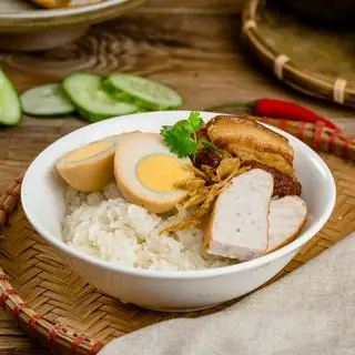 Hình ảnh Xôi thịt trứng chả