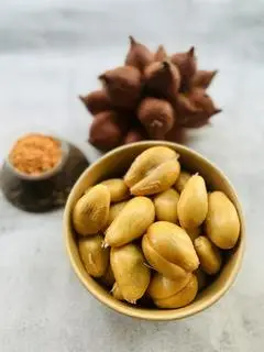 Hình ảnh Mây Thái Ngọt Lột Sẵn - Hộp 500g