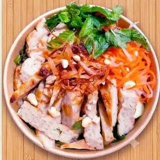 Hình ảnh Bún Trộn Nem Nướng