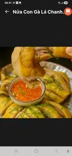 Hình ảnh Gà chặt nguyên con - 2 bịch cháo - 1 hộp rau gỏi
