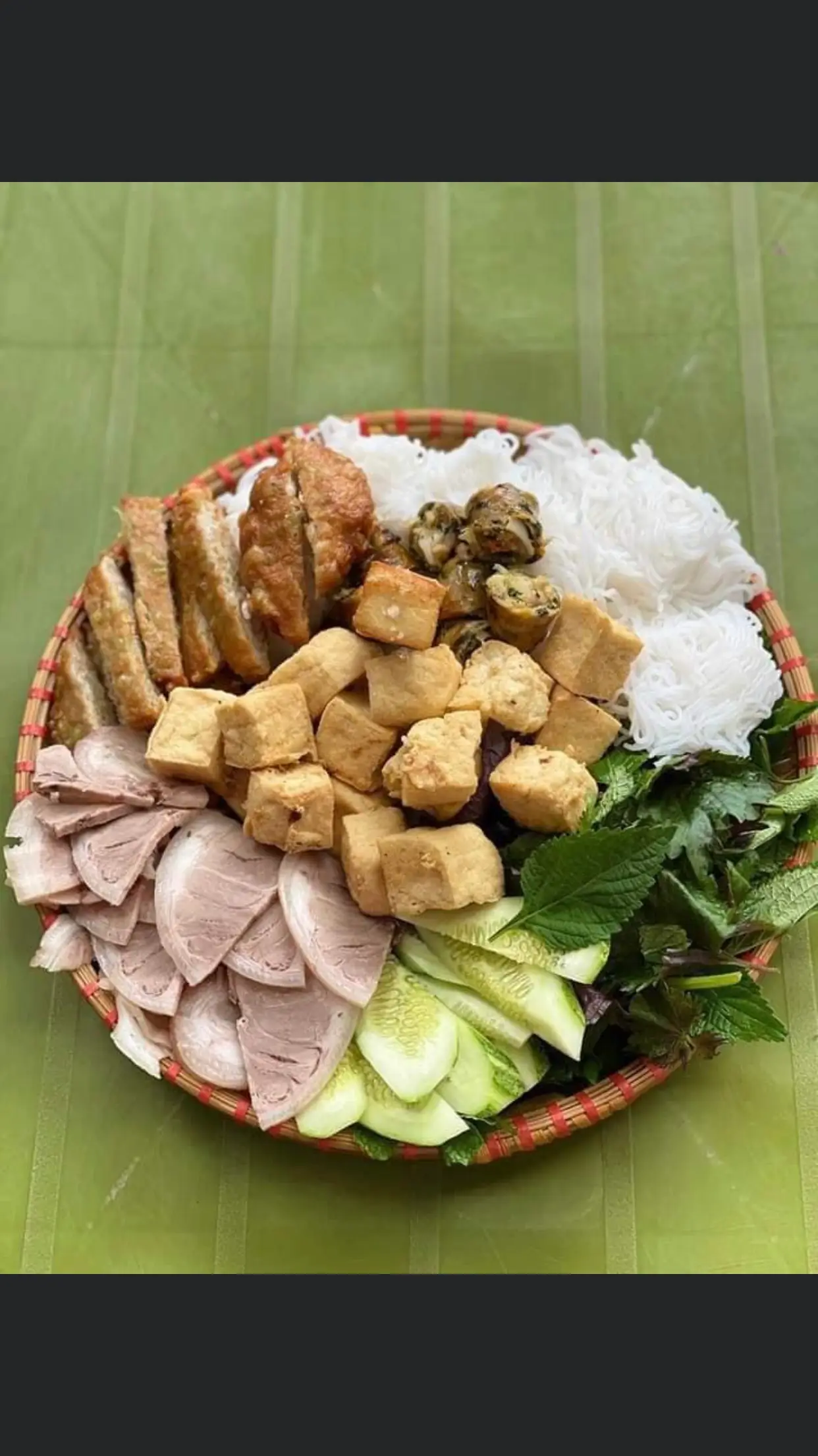 Hình ảnh Bún đậu đầy đủ không nem