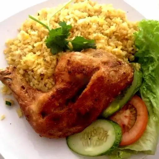 Hình ảnh Cơm gà xối mỡ