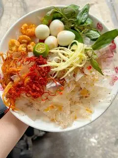 Hình ảnh Bánh trán trộn đầy đủ 