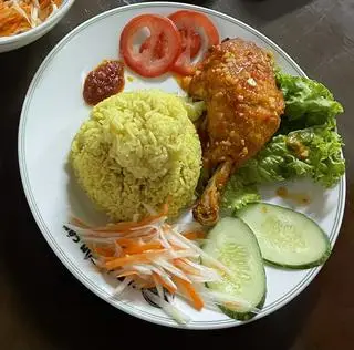Hình ảnh Cơm tỏi đùi táu mắm