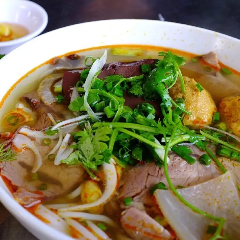 Hình ảnh Bún bò huế không móng