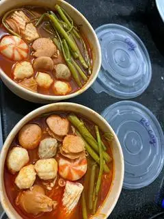 Hình ảnh Mì sasin nước thập cẩm cá viên 