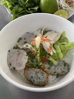 Hình ảnh Bún cá thác lác - tôm