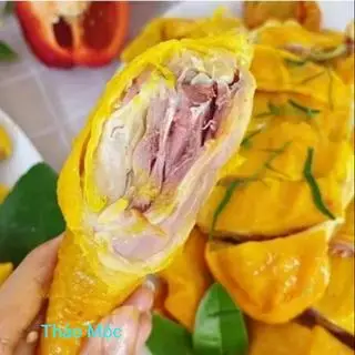 Hình ảnh Gà ủ muối - nửa con - không đầu chân