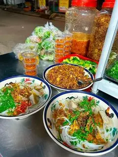 Hình ảnh Bánh Canh Giò Heo Chả Cá Nha Trang