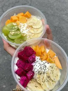 Hình ảnh Sữa Chua Hy Lạp Mix Trái Cây