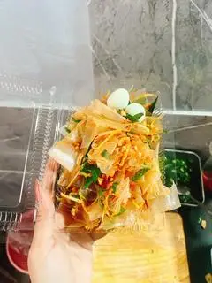 Hình ảnh Bánh tráng Dẻo Trộn Mỡ Hành Trứng Cút 