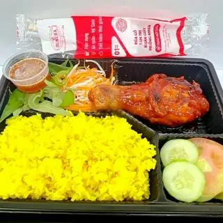 Hình ảnh Cơm đùi gà sốt cay