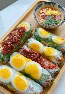 Hình ảnh Lòng đào cuốn khô bò sốt bò bơ