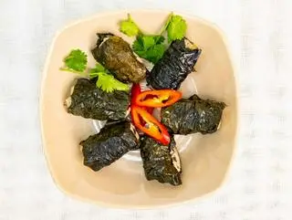 Hình ảnh Cơm chả lá lốt chiên