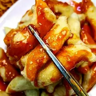Hình ảnh Bánh gạo chiên sốt cay ngọt