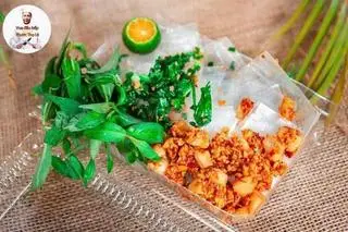 Hình ảnh bánh tráng mỡ hành.tóp mỡ