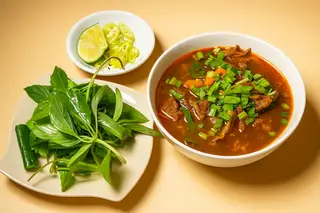 Hình ảnh Mì gói bò kho