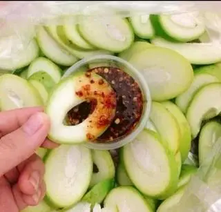 Hình ảnh Set xoài bao tử không gọt kèm chấm