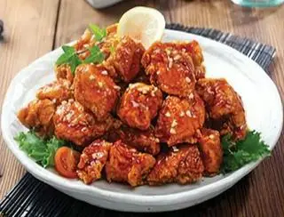 Hình ảnh 뼈없는 치킨/ Gà không xương sốt gia vị - nửa con