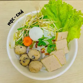 Hình ảnh Hủ tiếu mọc chả