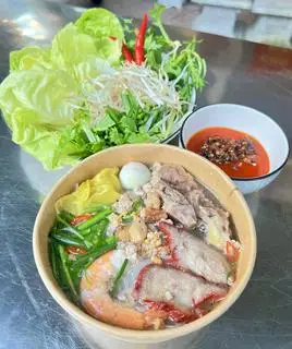 Hình ảnh Bánh canh thập cẩm