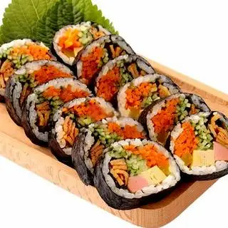 Hình ảnh Kimbap chả cá cay