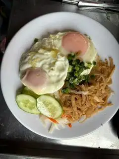 Hình ảnh Cơm Bì Trứng